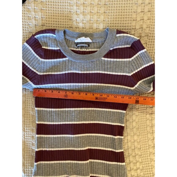 Hippie Rose Sweater Size Measures as Small says Large Corset Back Gray Purple - Picture 8 of 11